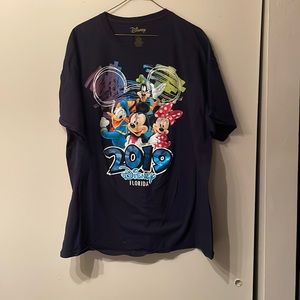 🏰 2019 DisneyWorld T-Shirt 🏰